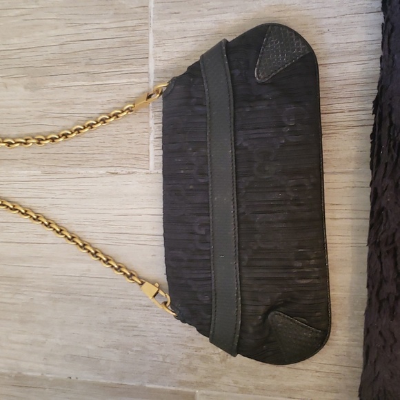 Gucci small Guccisima house bit black leather monogram logos chain clutch - Picture 2 of 3
